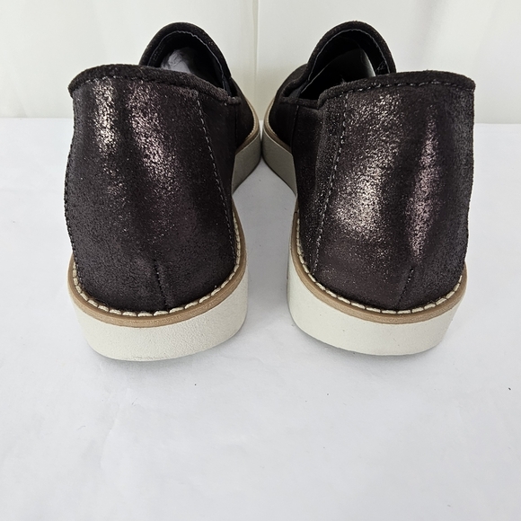 The FLEXX Women's Brown Shimmer Slip-On Sneaker Shoe Size 8 - Picture 9 of 11